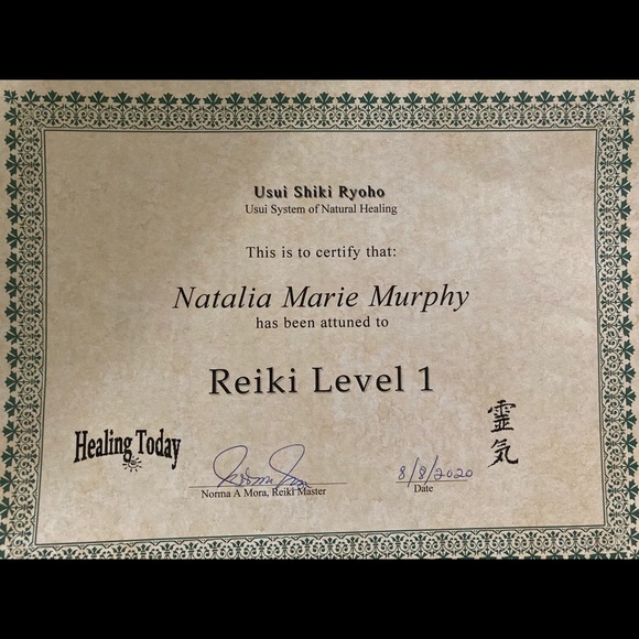 Meet your Posher, Natalia Marie Murphy. Favorite brand is Brunello Cucinelli - Picture 15 of 17